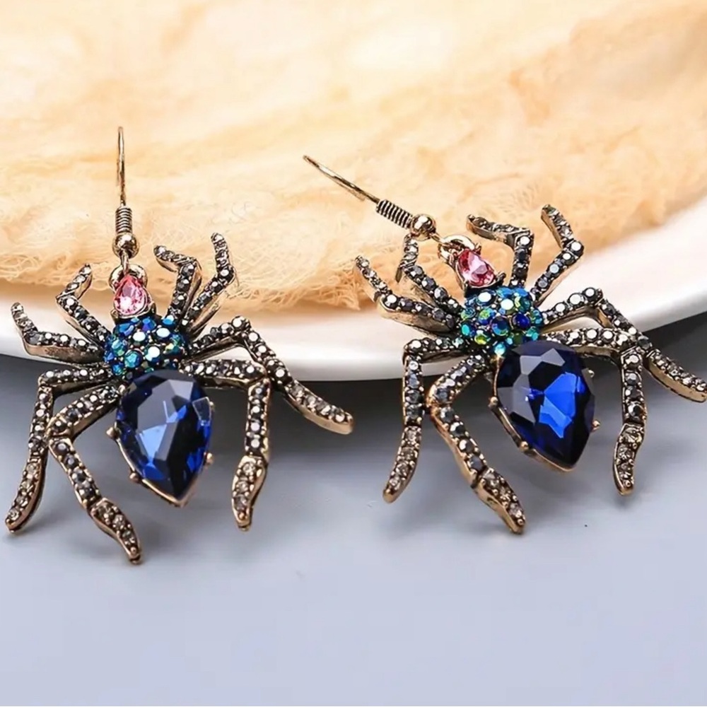 Spooky Spider Fashion Earrings